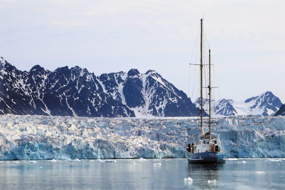 Isole Svalbard in barca a vela: il Grande Nord da sognare