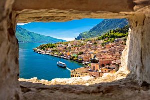I borghi sul lago più belli d'Italia