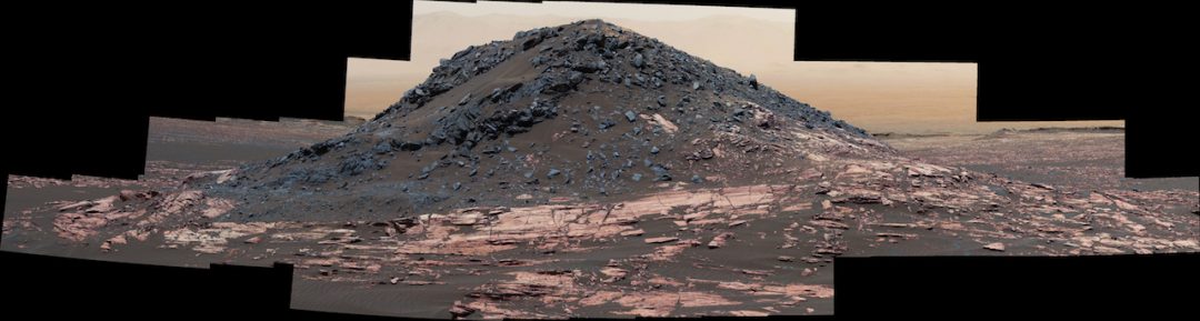 Deserto Rosso: le spettacolari foto di Marte, dove è in missione il rover della Nasa Perseverance