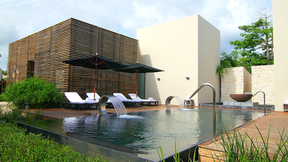 Questo resort di Cancún è l’hotel più “virale” al mondo. E dalle foto si capisce perché
