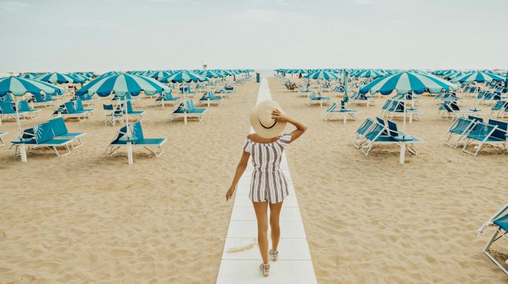 Foto Coronavirus: vacanze estate 2020, come saranno le ferie degli italiani