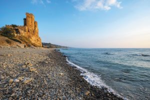 Calabria, mare e spiagge ma non solo: cosa vedere lungo la Costa degli Achei