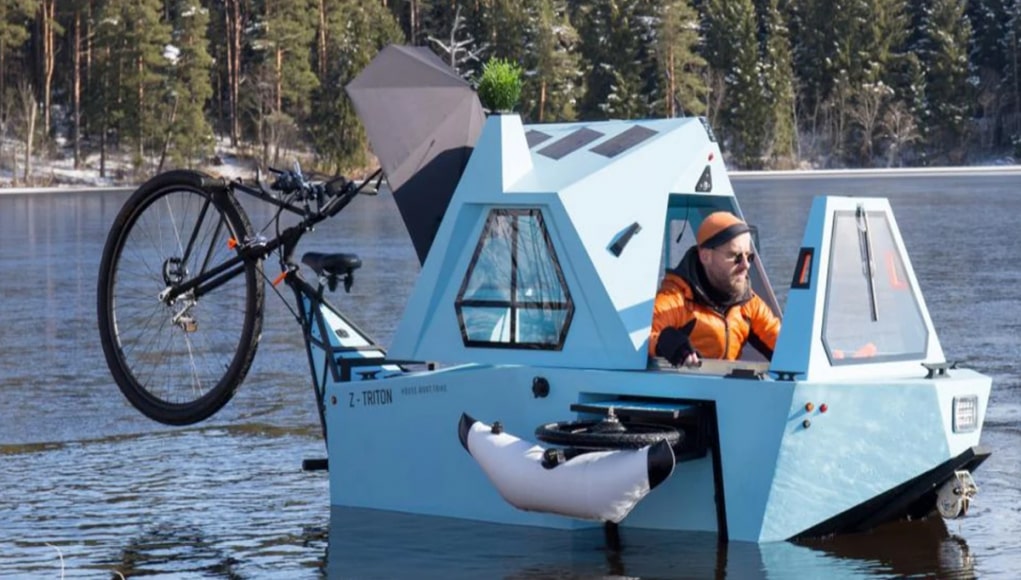 Vacanze green: il camper elettrico che è anche casa, triciclo e barca