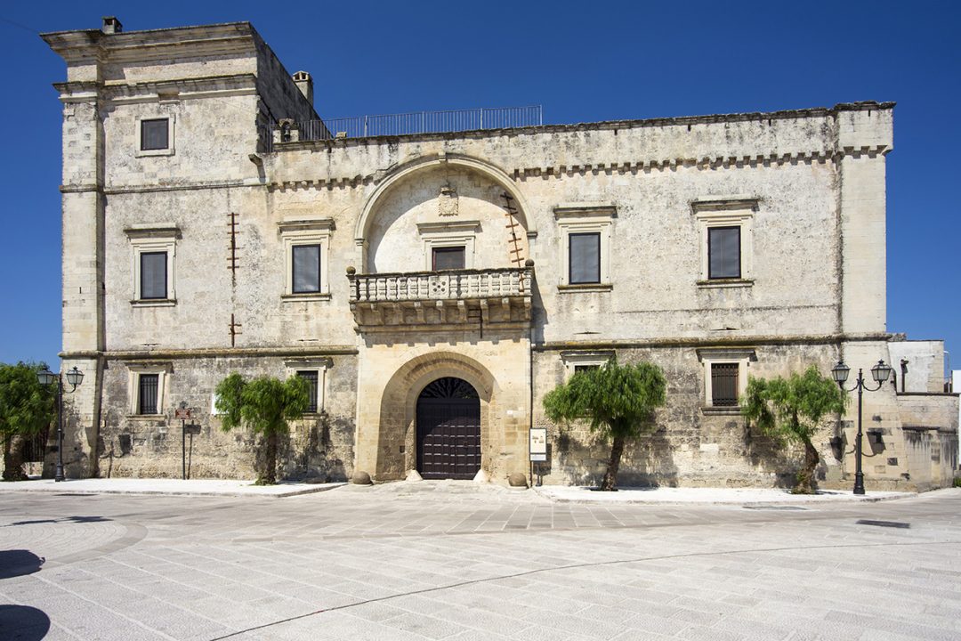 Puglia: Castello di Casamassella (Lecce)