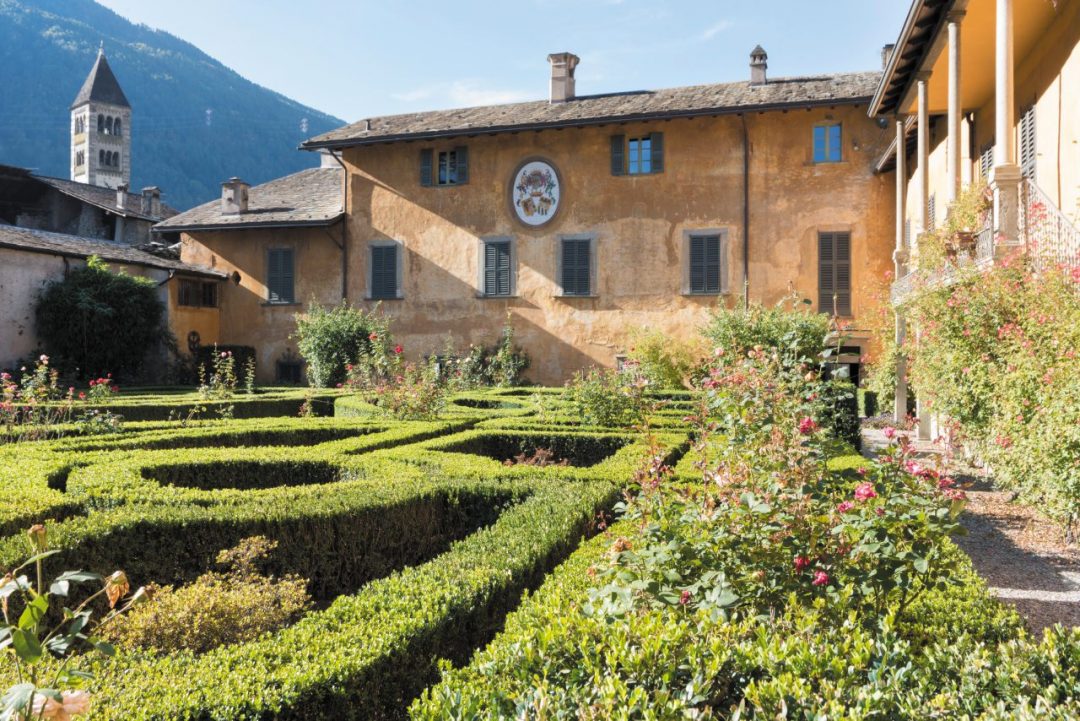 Via dei Terrazzamenti: in cammino tra vigne e borghi della Valtellina