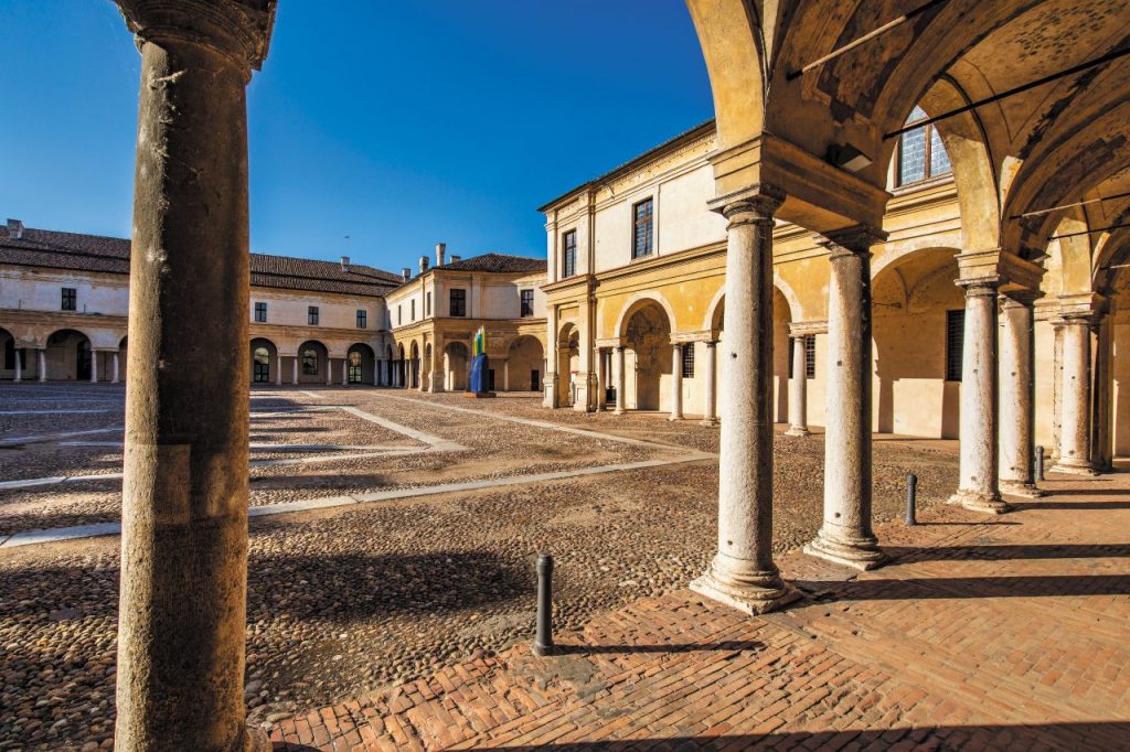 piazza Castello a Mantova