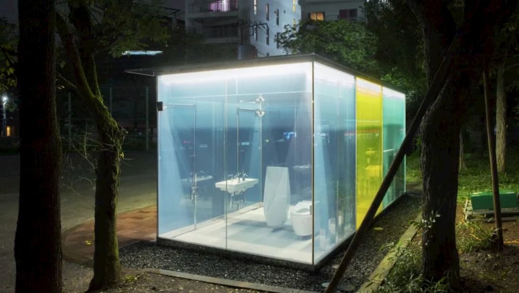 Tokyo toilet: a Tokyo i bagni pubblici diventano trasparenti