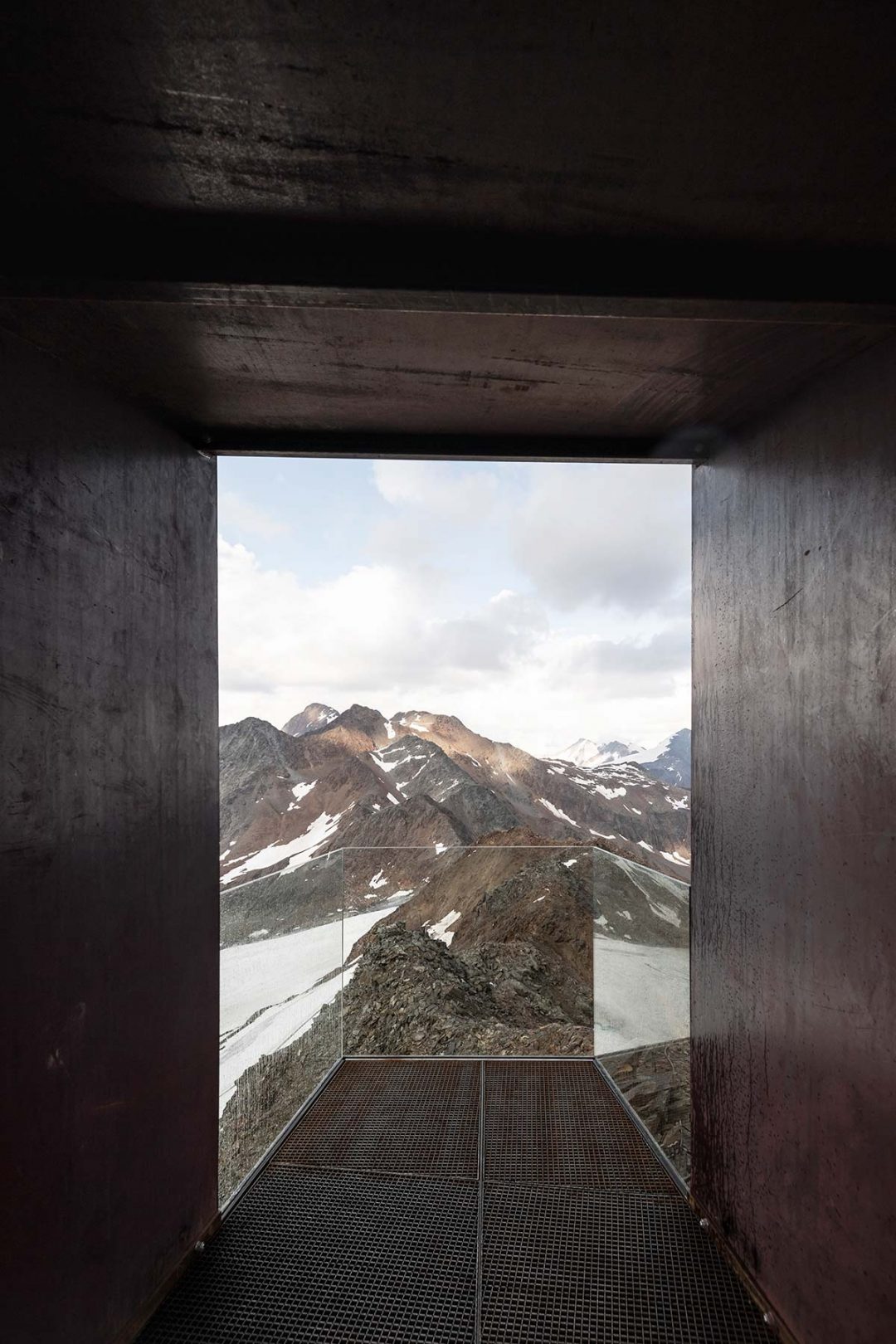 Il nuovo Iceman Ötzi Peak in Val Senales e i belvedere di design più belli al mondo
