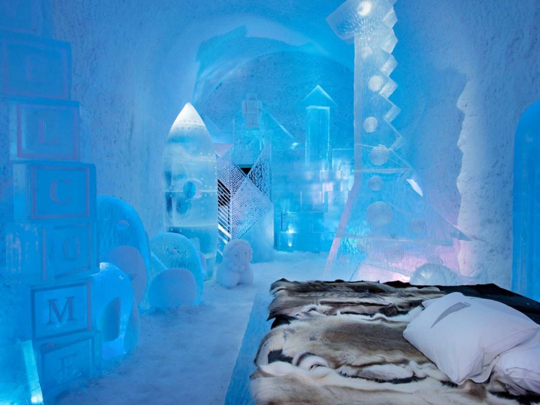 Suite di lusso e sculture di ghiaccio: ecco lo straordinario “Icehotel 31” di Jukkasjärvi, in Svezia