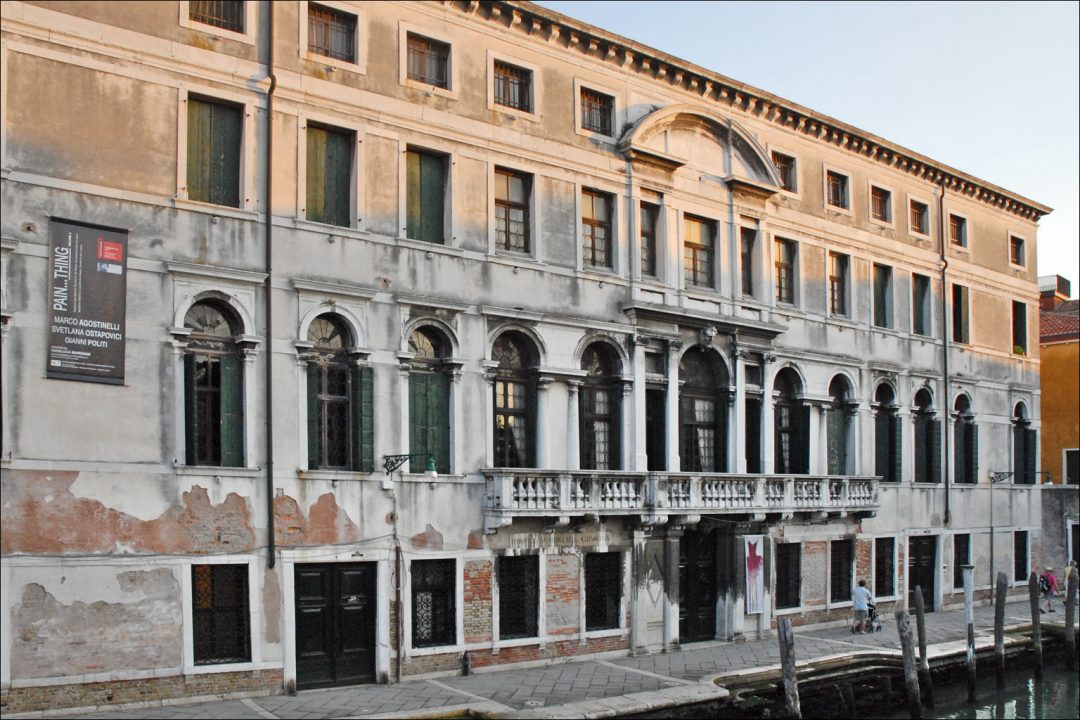 Italia: Palazzo Ca' Zenobio degli Armeni, Venezia