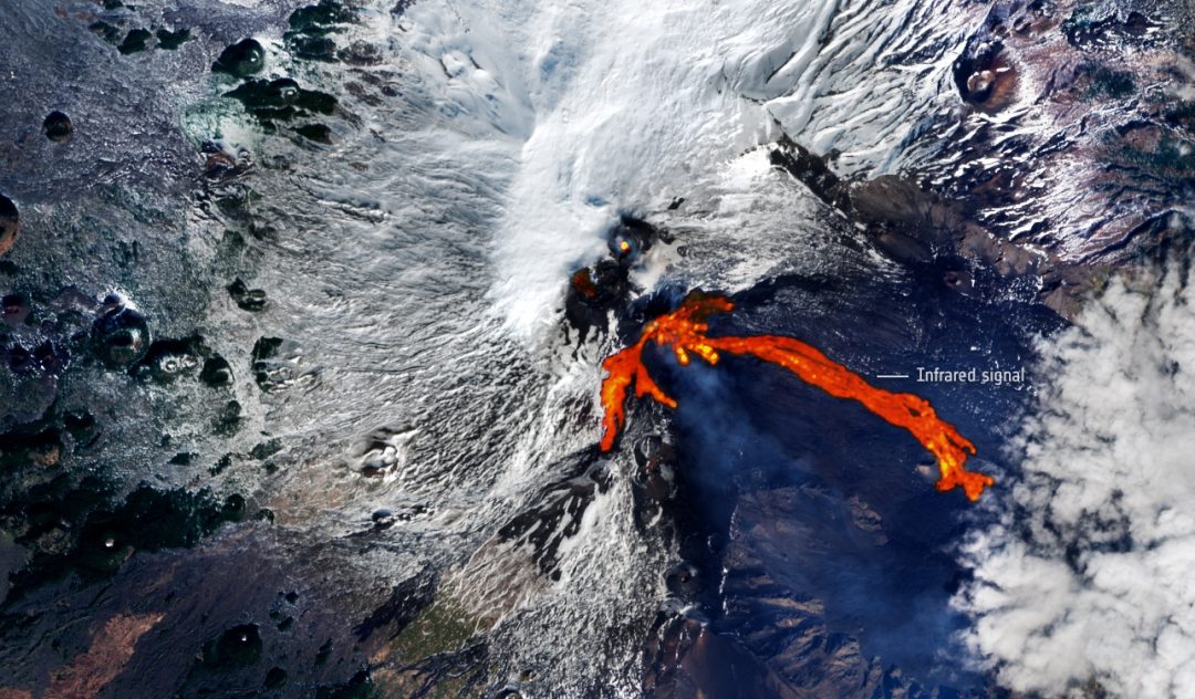 L’eruzione dell’Etna vista dal satellite: lo spettacolare scatto dell’Agenzia spaziale europea