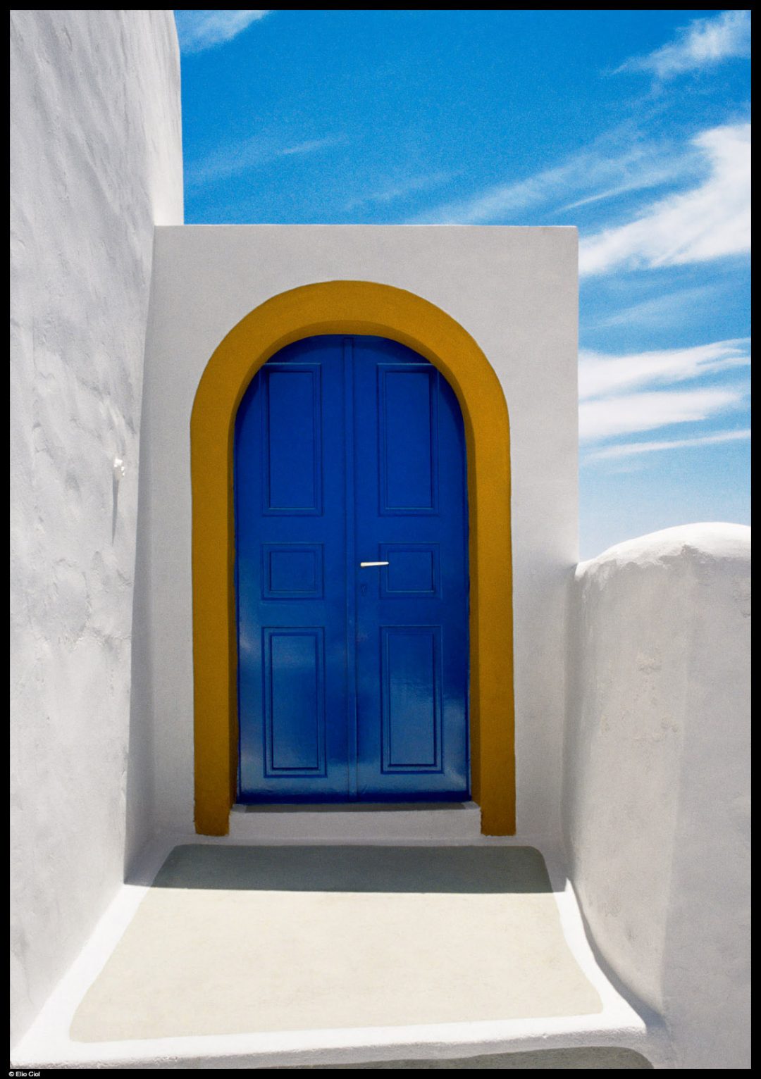 Porta sul cielo, Santorini (1986)