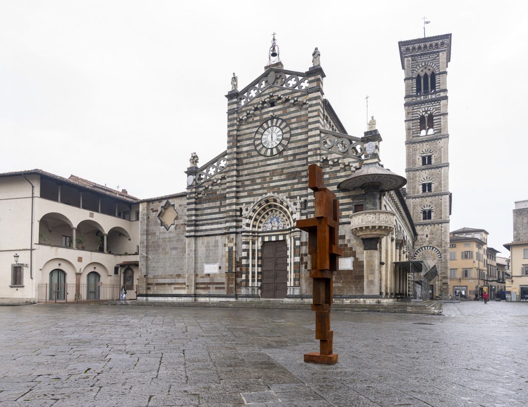 Antony Gormley piazza del Duomo Prato