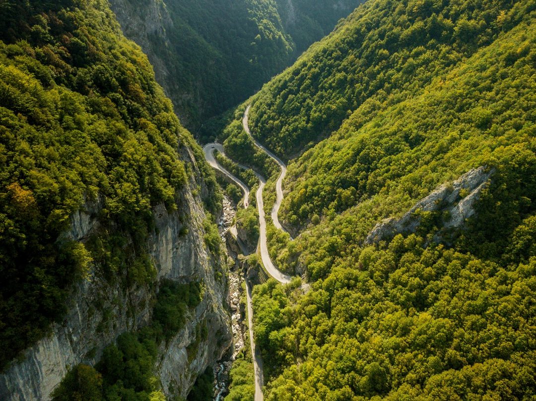 Peja e la Val di Rugova: il regno dell’avventura  