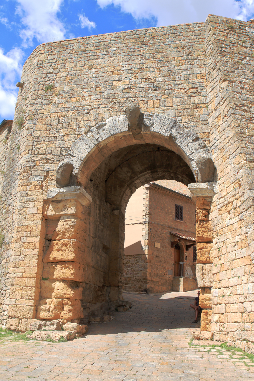 Le porte antiche di Volterra 