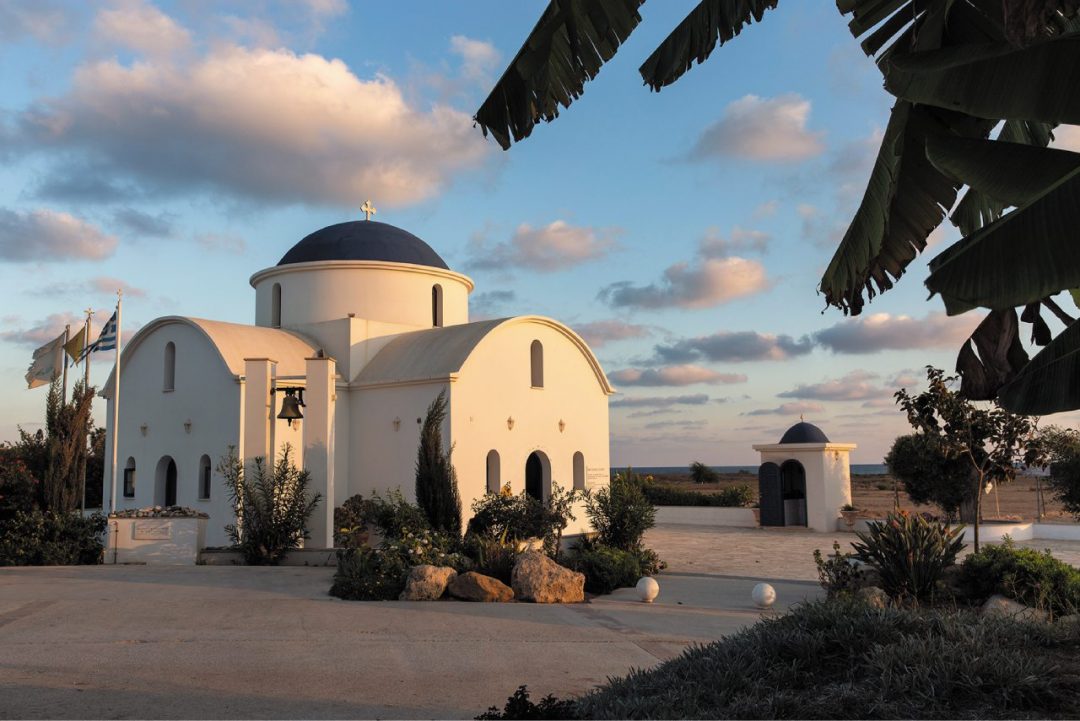 A Pafos, tra spiagge divine, siti archeologici e villaggi tradizionali nell’entroterra