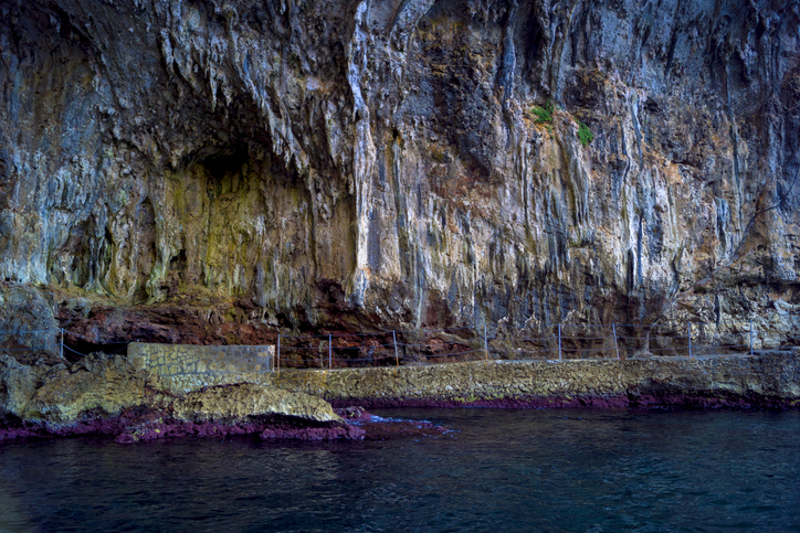 Meraviglie della natura in Puglia: la Grotta Zinzulusa, dove si trova e come arrivarci