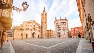 Parma Piazza centrale Emilia itinerari inediti