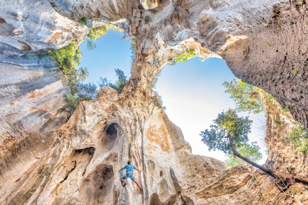 Dove arrampicare in Italia: i posti più belli per il free climbing