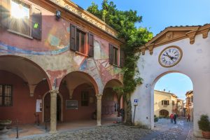 Borghi e meraviglie dell'Emilia Romagna: 20 luoghi da scoprire on the road