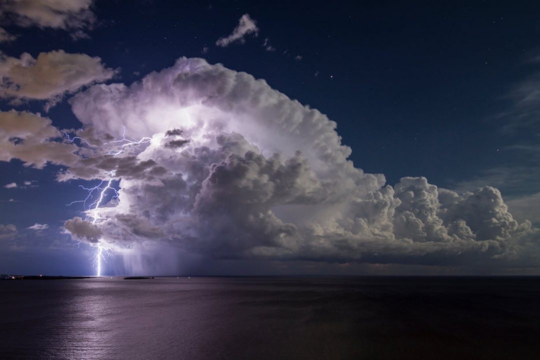 Weather Photographer of the Year: è stata scattata in Lombardia la foto meteo più bella dell’anno