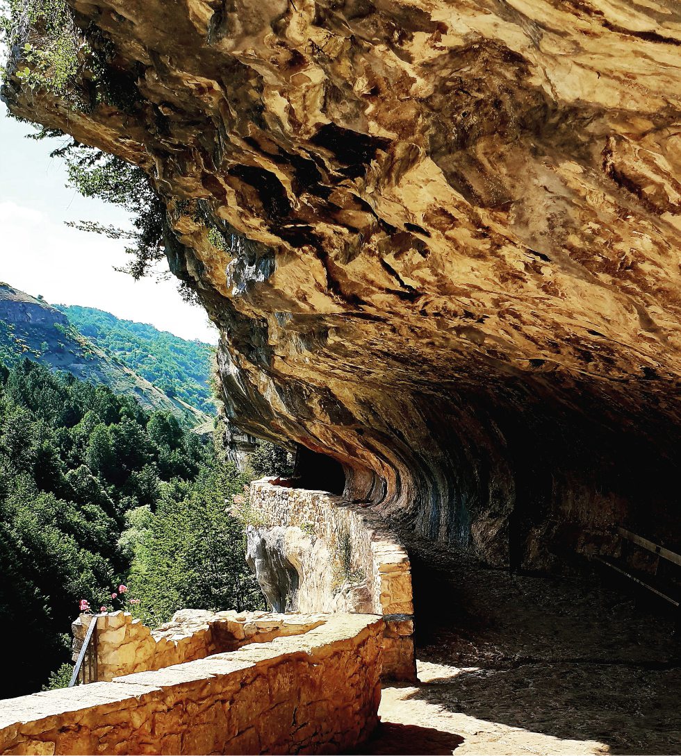 Turismo sostenibile: il lodge nel Parco della Majella nato dalla ristrutturazione di un ecomostro