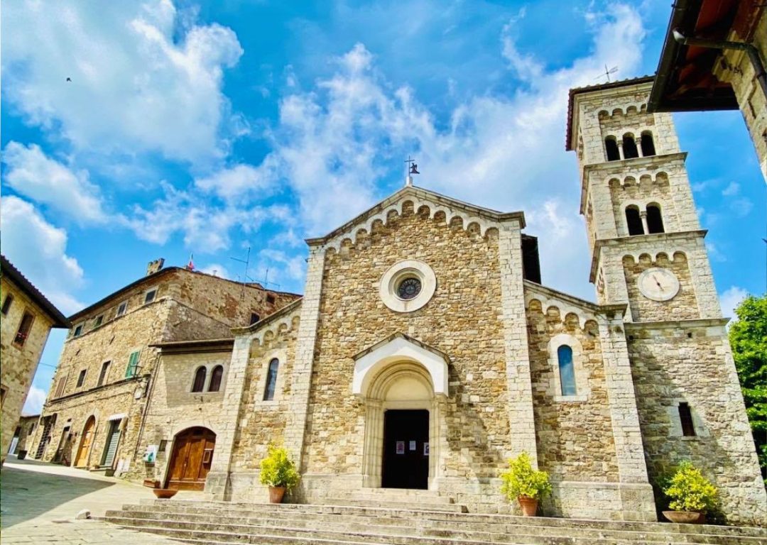 Castellina in Chianti, Chiesa del SS. Salvatore di fondazione quattrocentesca Trekking Urbano 