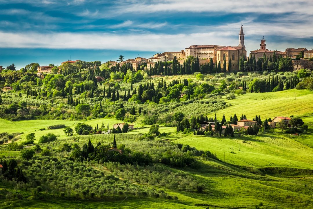 20 borghi di collina tra i più belli d’Italia da visitare, da Nord al profondo Sud