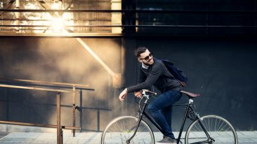 Bonus bici e monopattino 2021 e 2022: come richiederlo e come si ottiene il nuovo incentivo che favorisce la mobilità dolce e sostenibile