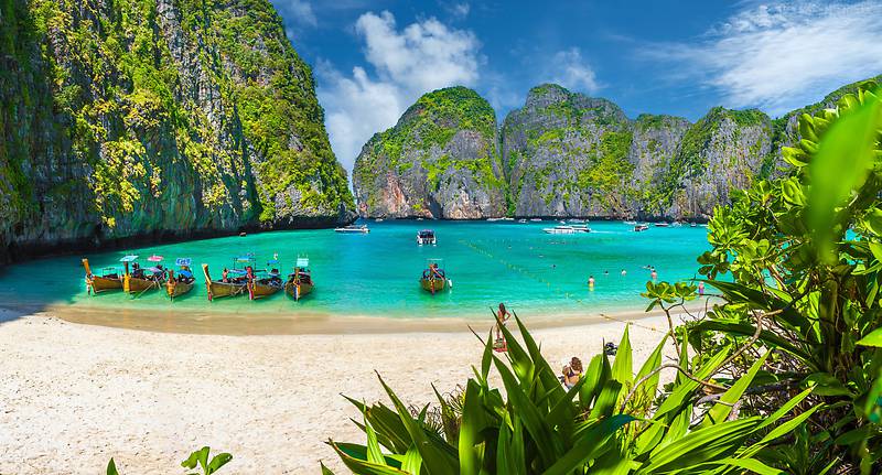 Thailandia: dopo tre anni ha riaperto una delle spiagge più belle del mondo