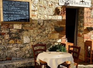Sulle strade del gusto in Toscana: on the road tra Crete Senesi e Val d'Orcia
