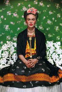 Frida Kahlo in mostra a Torino: in 60 scatti del suo amante, amico e celebre fotografo Nickolas Muray