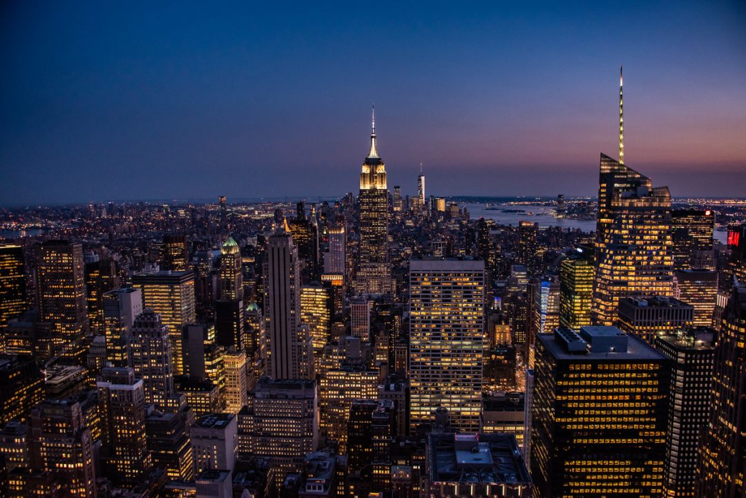 città di notte: New York con Empire State Buildin di notte, USA