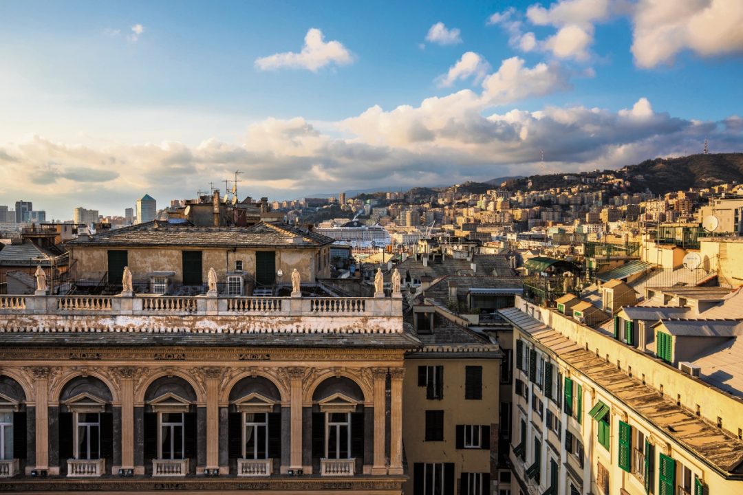 A spasso per Genova, tra le botteghe e i negozi storici