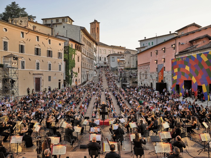 Umbria, Festival dei Due Mondi