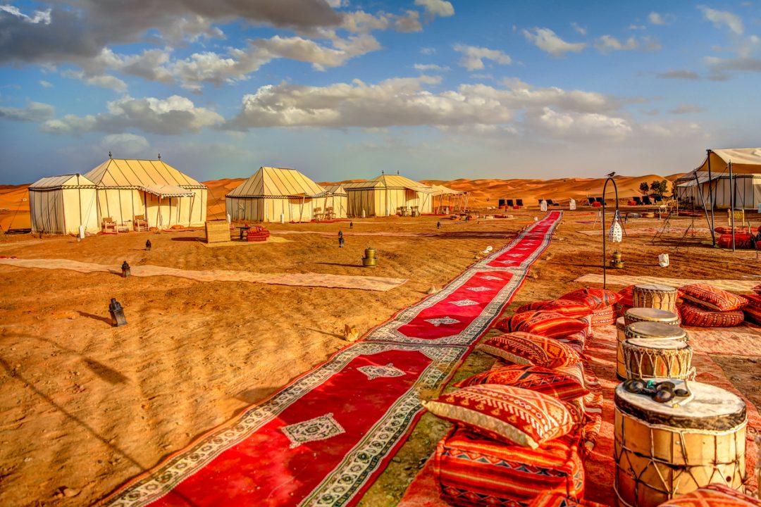 Esperienze: dormire in tenda nel deserto 