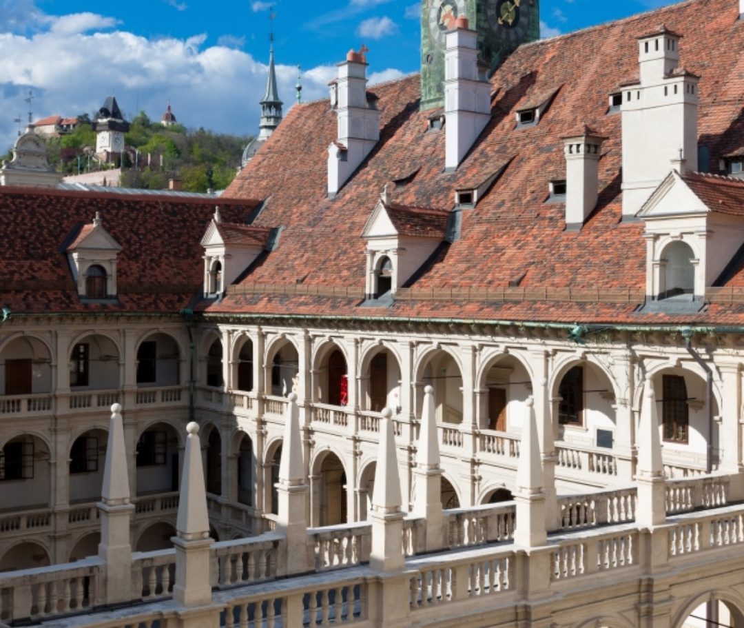 A Graz tra storia, design, mostre d’arte e soste gourmet