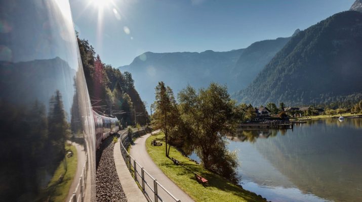 Foto Austria in treno, tra magnifici panorami e grandi città come Vienna, Innsbruck, Salisburgo