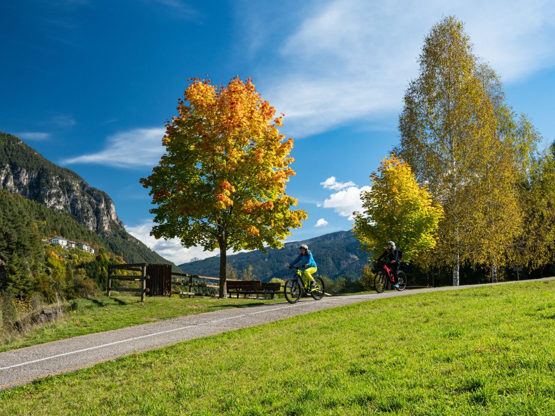 Green Road delle Dolomiti: in bici fra le montagne Patrimonio Unesco