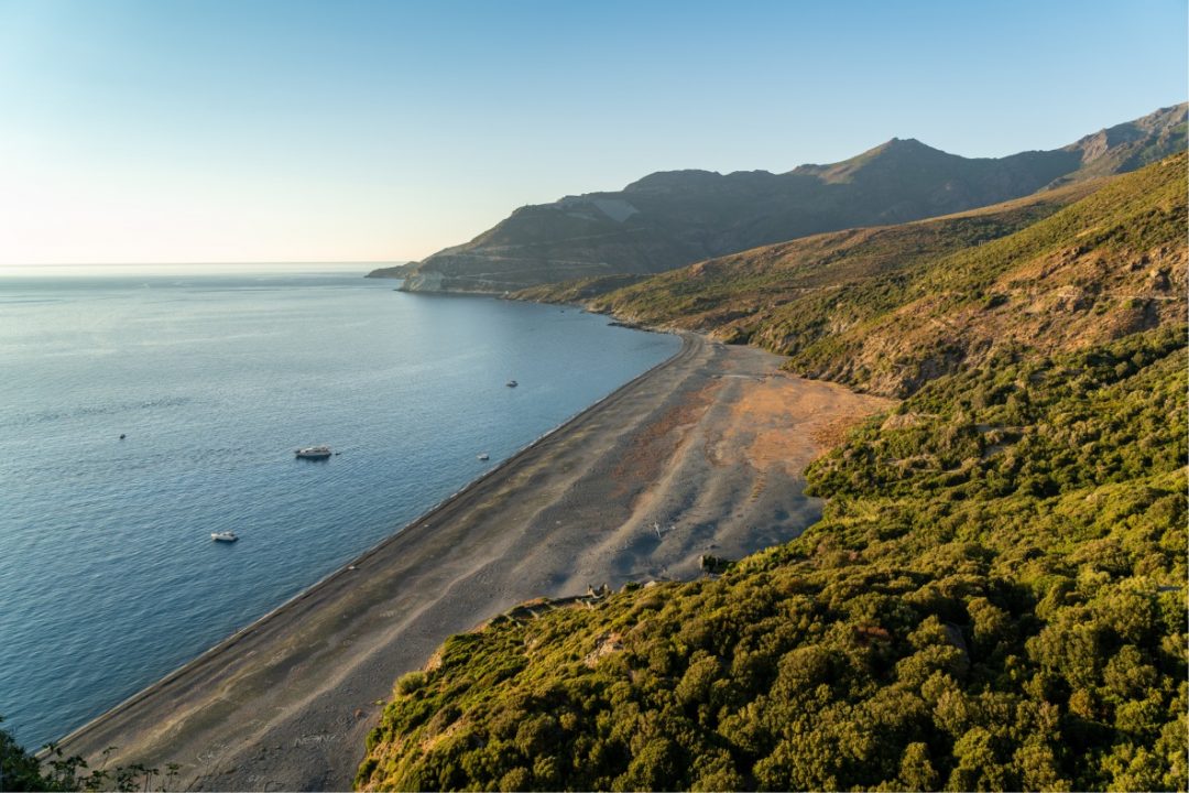 Corsica, stregati da Cap Corse: segreti e bellezze di un angolo ancora selvaggio dell’isola