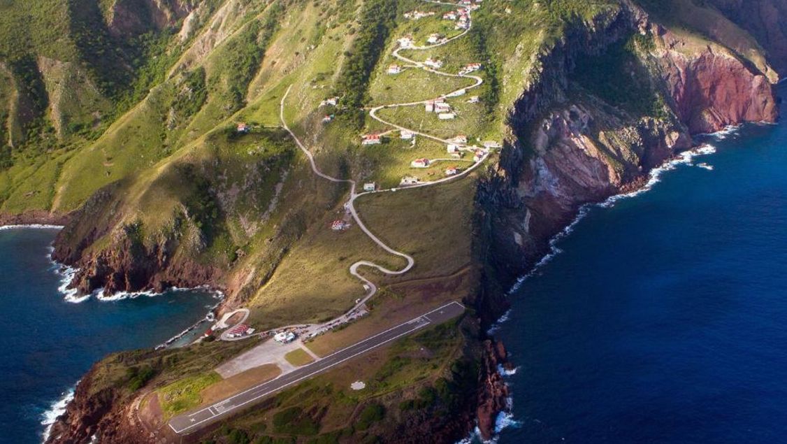 Saba, Antille Olandesi: come si atterra sulla pista più corta del mondo