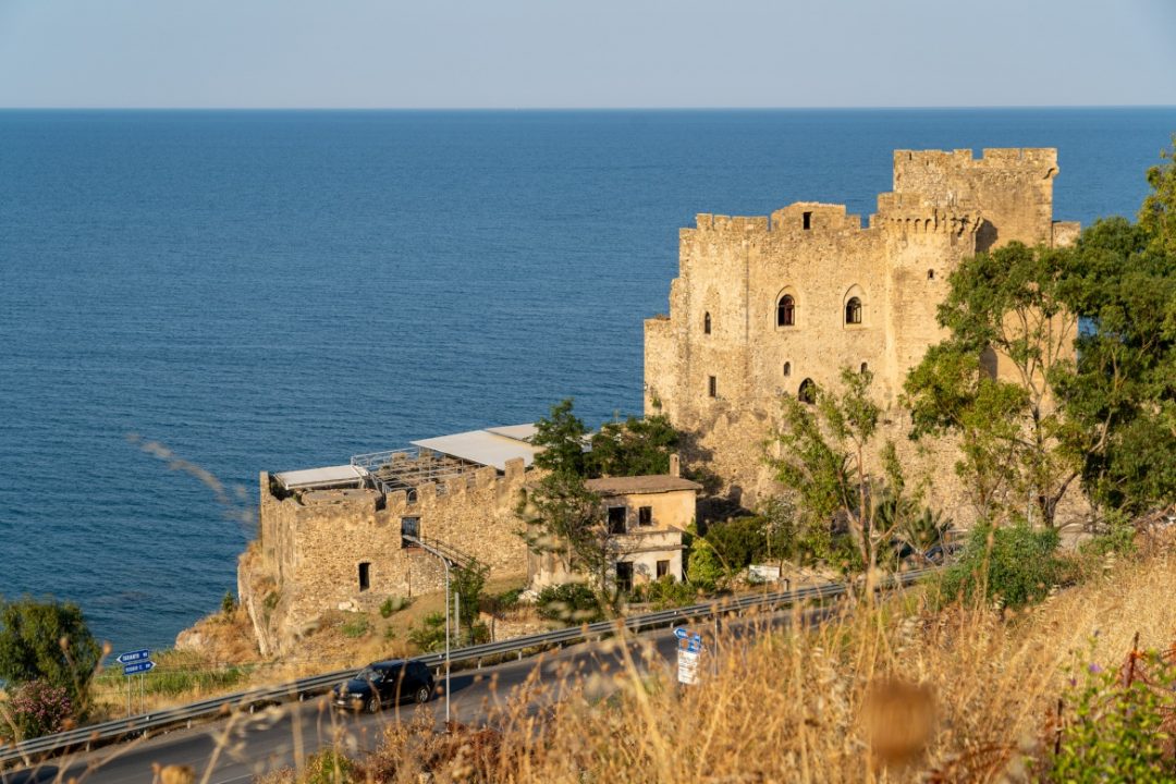 Alla scoperta della Calabria Ionica: un itinerario antico tra la montagna e il mare