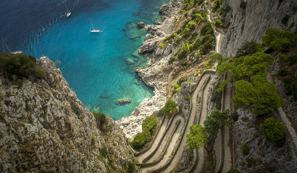 Via Krupp, la strada a tornanti più suggestiva di Capri