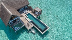 Vacanze da sogno: le 12 ville sull’acqua più spettacolari delle Maldive