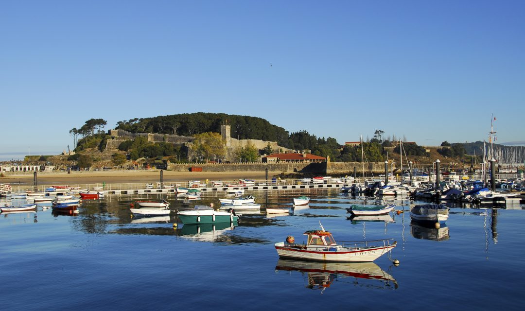 Galizia: rotta verso Santiago in barca a vela