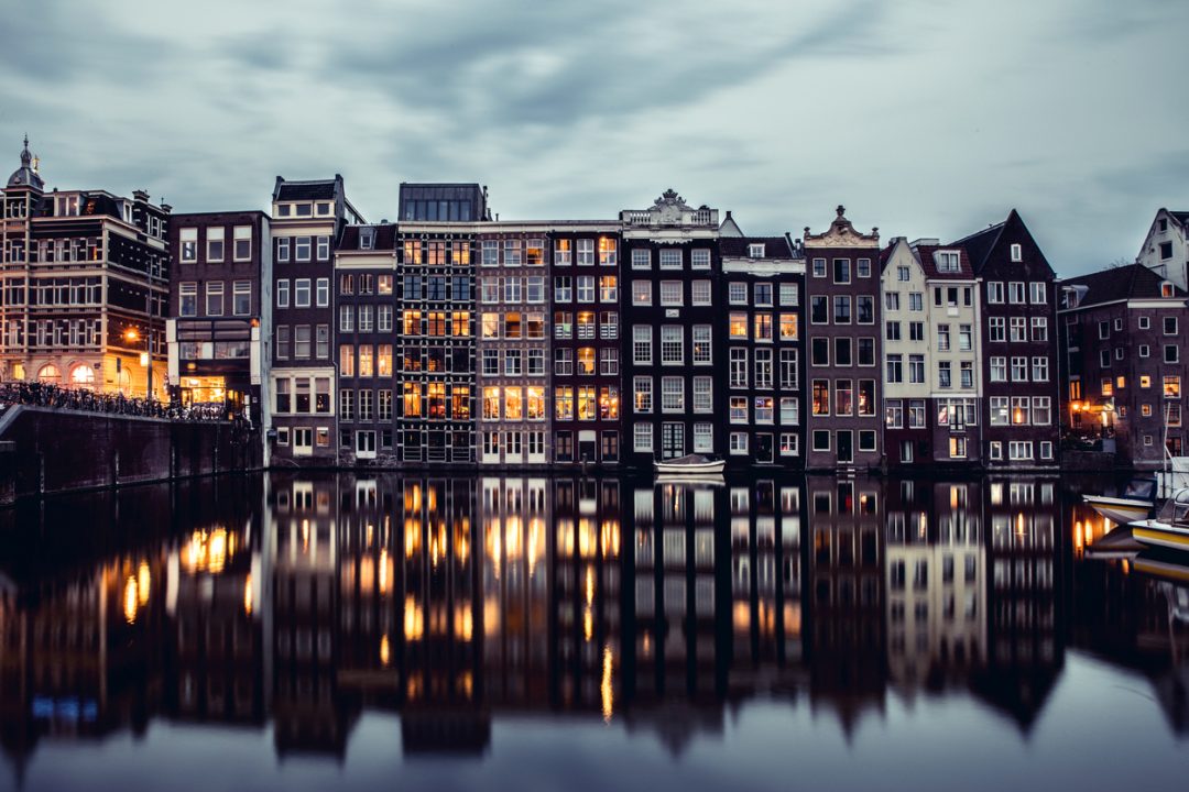 Amsterdam, Paesi Bassi: 11,12 euro a notte