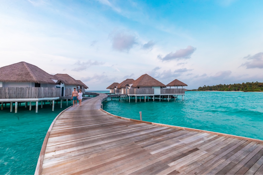 Viaggio alle Maldive: a piedi nudi in paradiso, su un atollo sperduto nell’oceano