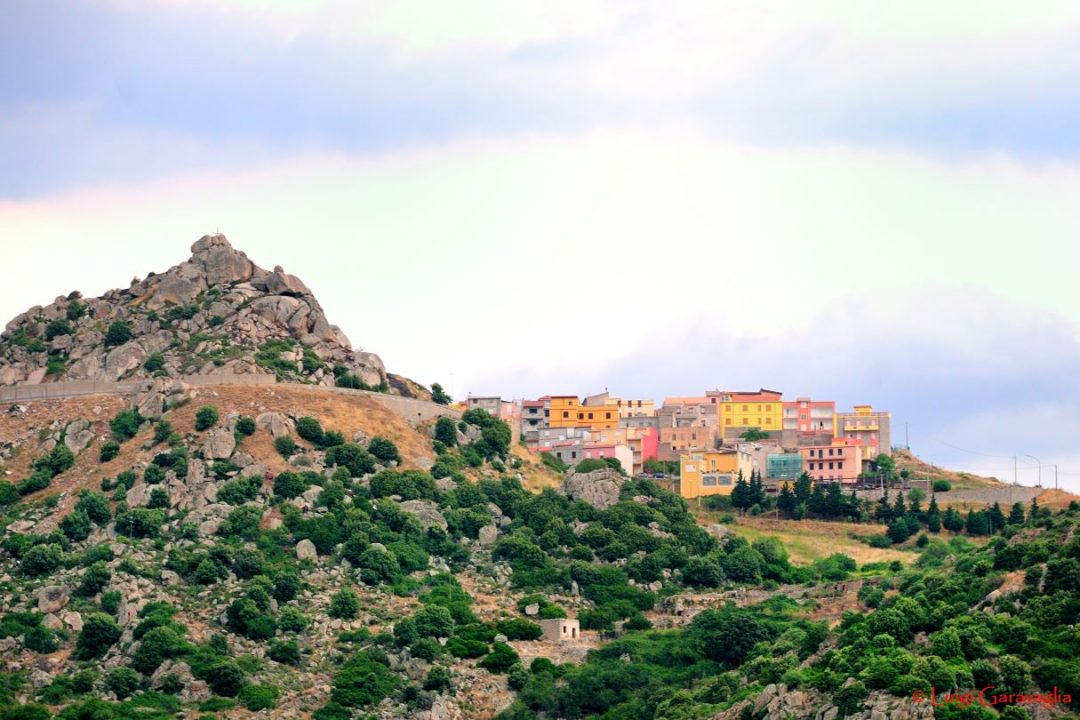 Sardegna: menhir e fonti sacre 
