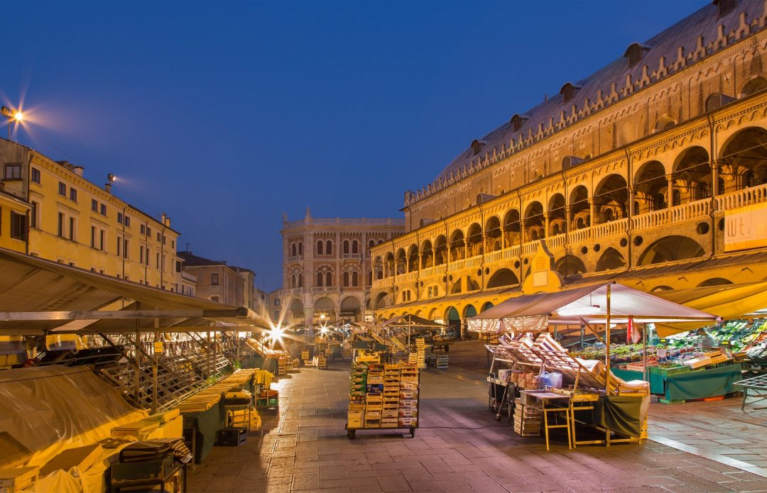 Piazza delle Erbe, Padova