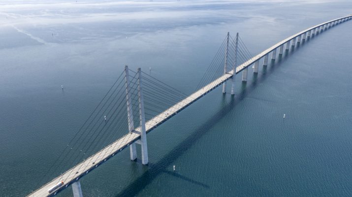 Foto Viaggio sullo spettacolare ponte di Øresund che collega Danimarca e Svezia